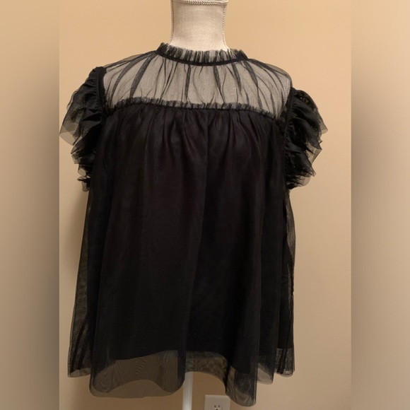 Women’s Tulle Flutter Sleeve Top Blouse - Picture 8 of 9